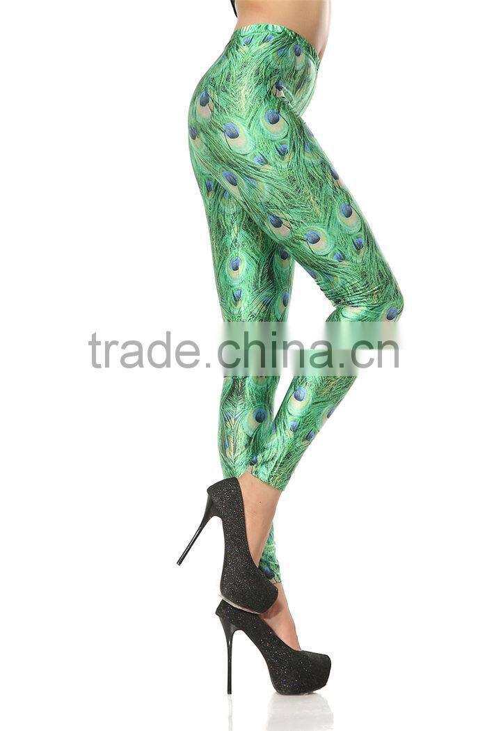 Peacock Feathers Galaxy Legging