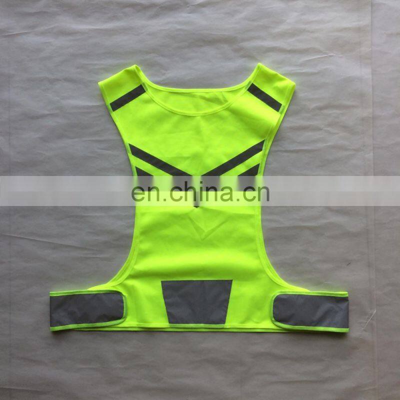 yellow mesh riding reflective runing vest