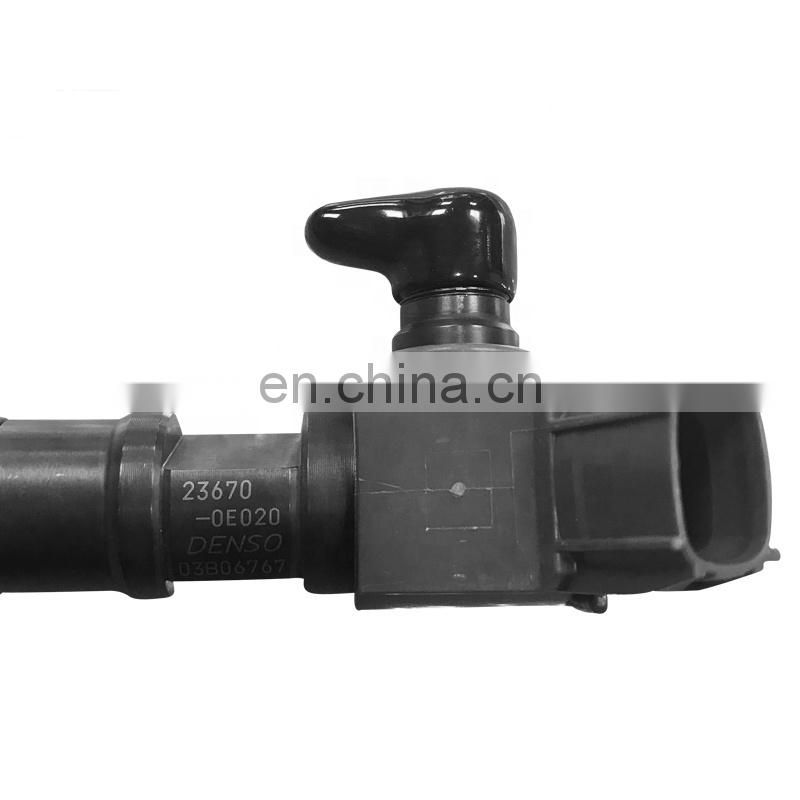 HILUX REVO GUN125R 2GD diesel engine parts  23670-0E020  nozzle injector    HILUX REVO GUN125R  sprayer  diesel engine injection
