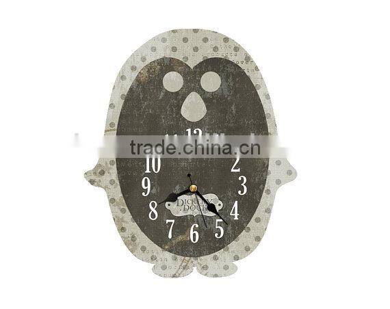 2015 Newest penguin style wooden wall clock