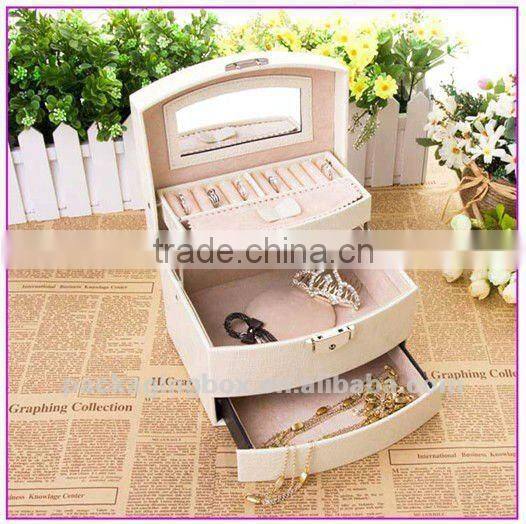 Custom wooden packaging case with window