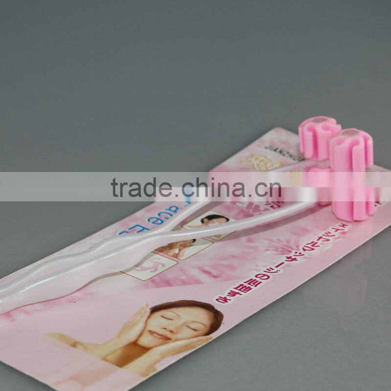 2015 Hot sale cheap Personal Plastic flower shape rolling face massager