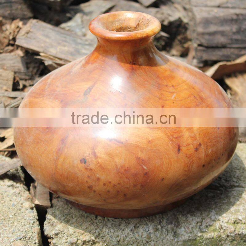 Fashionable and Attractive Wooden Root Carving Flower Vase
