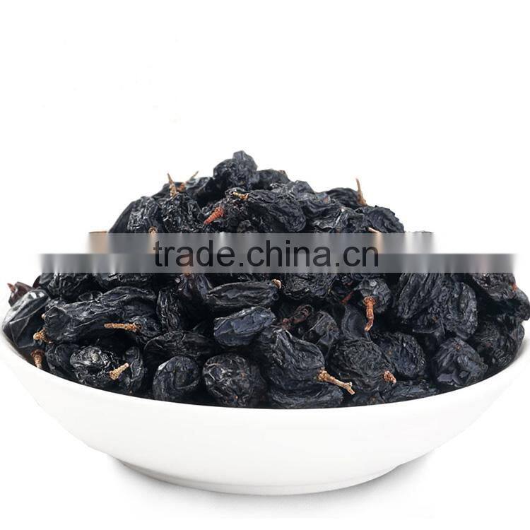 dark black raisin Seedless