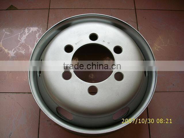 19.5*6.75 tubeless steel wheel
