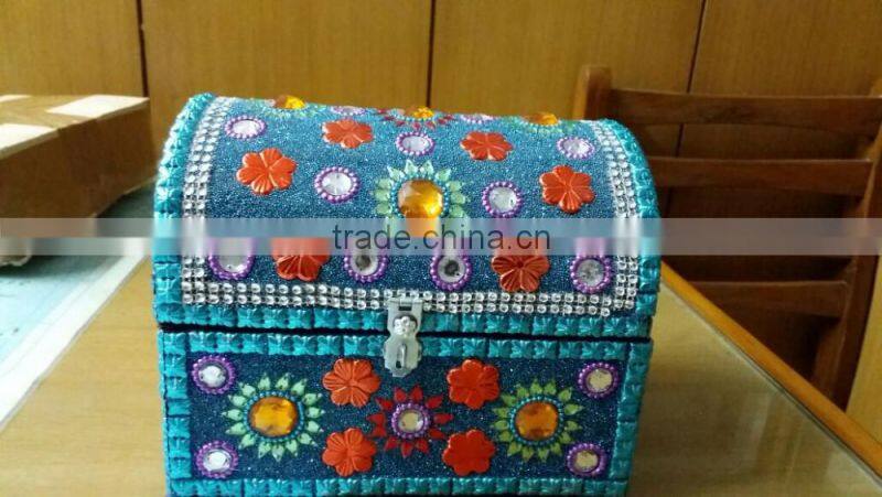 LADIES FIRST CHOICE HAND CRAFTED LAC BANGLES