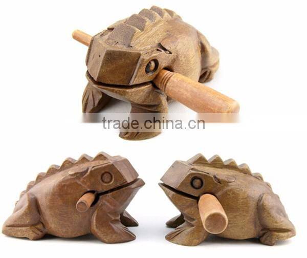 singing decorative wooden croaking frog