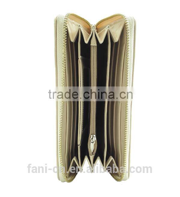 Beautiful flower embossing and luxury style hot promotion item fancy wallets for ladies