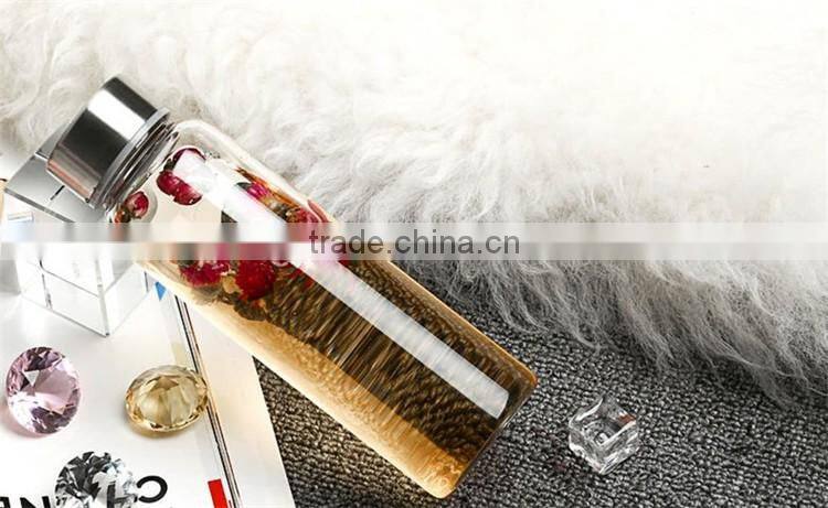 Eco-friendly Fashion 300ml Handblown High Borosilicate Recycled Drink Double Wall Glass Water Bottle with Tea Infuser