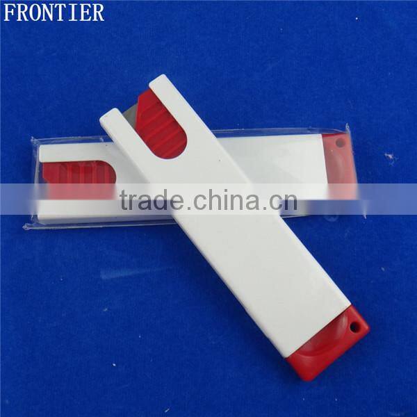 Portable mini safety auto retractable hidden blade knife