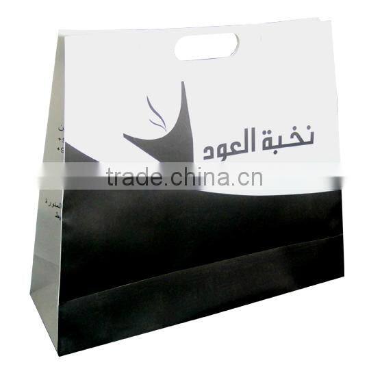 Hot sale paper shopping bag with polyester rope, custom print and design,OEM orders are welcome
