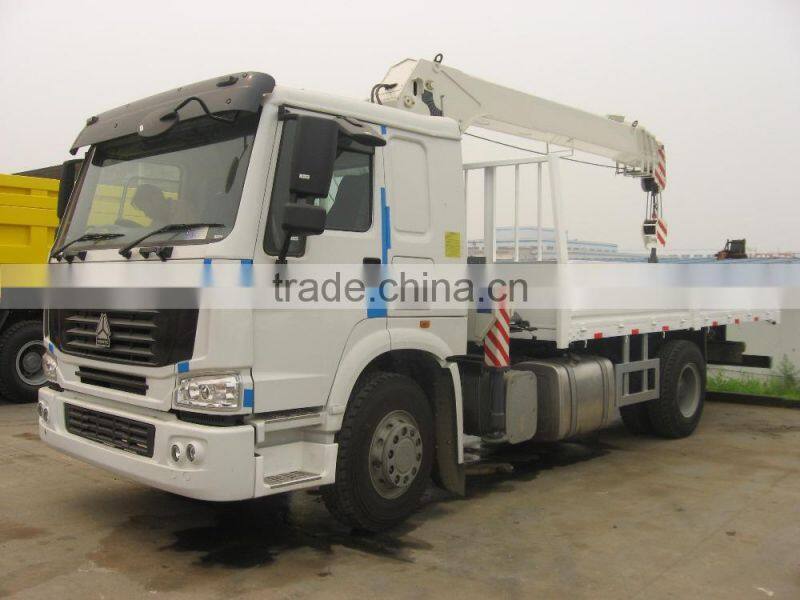 SINOTRUK HOWO 4X2 3Tons - 5Tons Crane Boom Truck