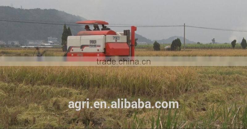 Mini agricultural machine of rice and wheat harvester