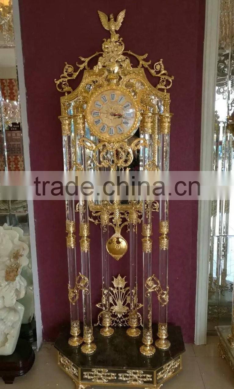 New Arrival Outstanding Gilt Bronze Clock, Carved Ornate Crystal Gold Gilt Rococo Clock
