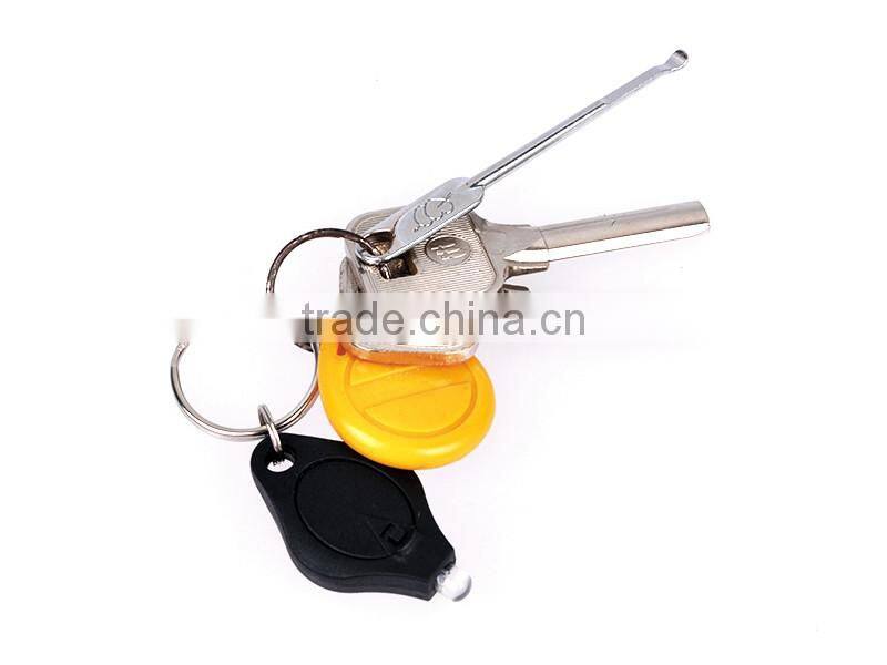 keyKeychain Manufacturers in China Plastic Pink Light 12000-14000mcd LED Custom Keychain