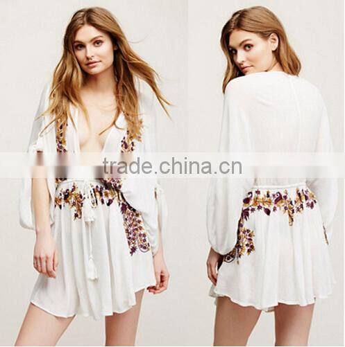 Wholesale V-neck Maxi Design Top Black Long Sleeve Embroidery Sexy Mini Top