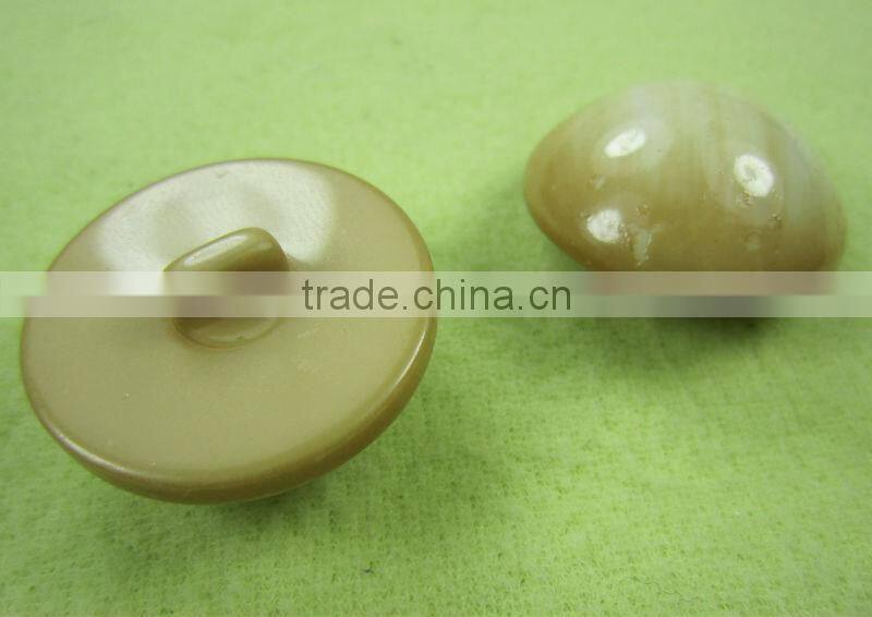 High Quality Pearl Mushroom Resin Button