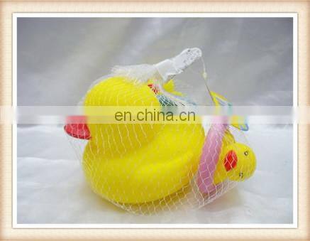 floating toy duck , rubber bath yellow duck toy