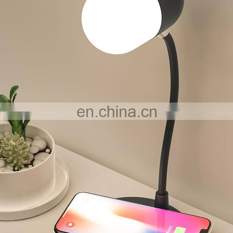 2020 amazon LED touch wirless phone charging bedside lamp music bluetooth speaker bedeside lamp living room decoration
