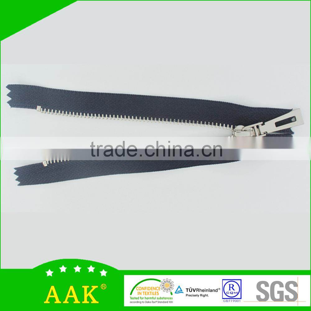 3#Shiny silver normal teeth close end metal zipper