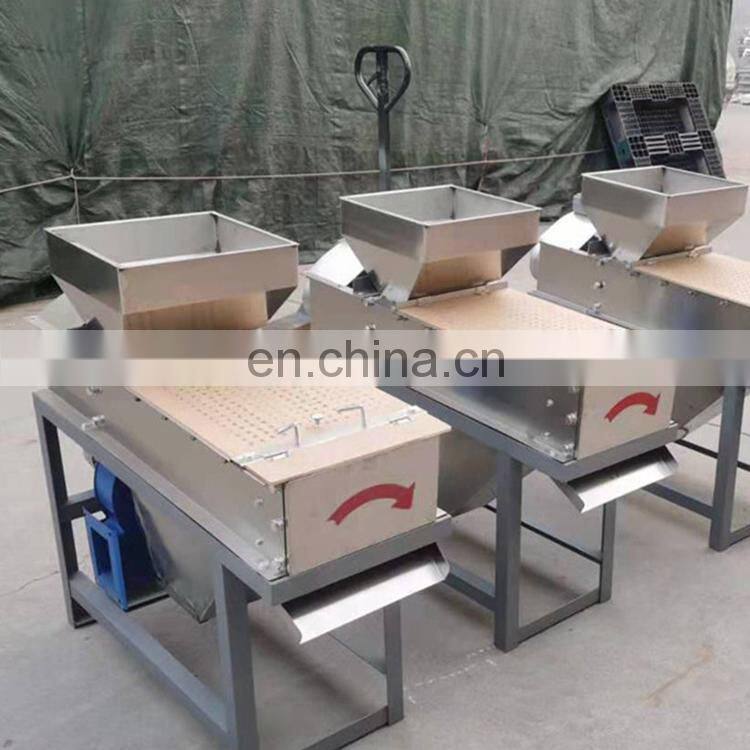 High-efficiency Dried Peanut Peeling Machine / Industrial Dry Peanut Red Skin Peeling Machine