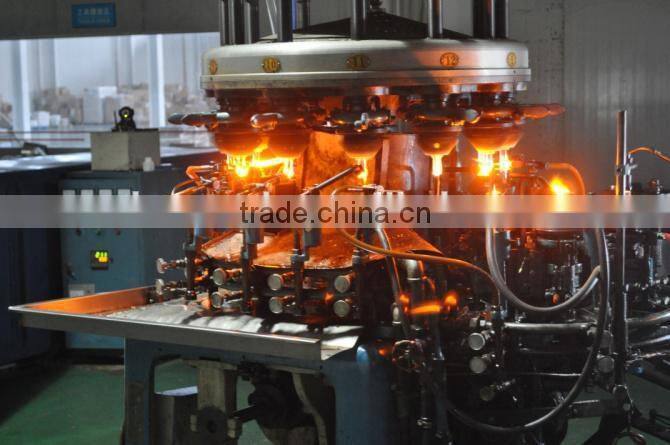 whole sale 5ml to 100ml essential oil glass bottle with plastic pump sprayer