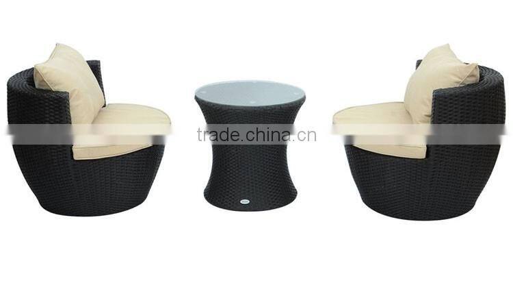 Outdoor Living Modern Garden Constitute Coffee Rattan Table Chair Set