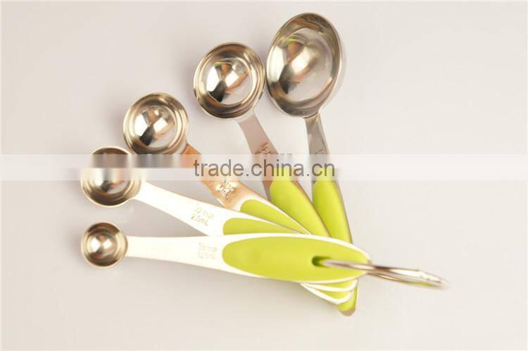 Silicon handle measuring spoon and cups