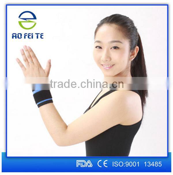 Fashionable Men Basketball Protection Wristband Adjustable Wrist Support/Strap
