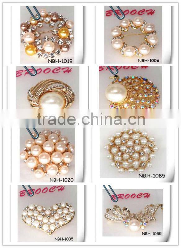 Beautiful elegant crystal rhinestone flower brooches wholesale