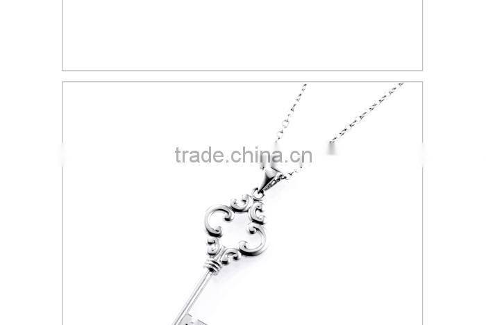 New fashion design charming 925 silver heart shaped pendant