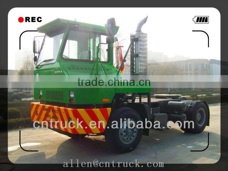 4x2 terminal tractor truck SINOTRUCK HOWO tractor truck engineering vehicle trailer
