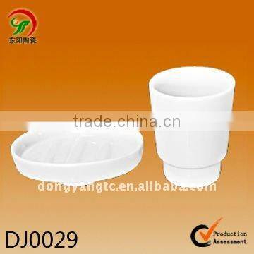 2 pcs ceramic bathroom set