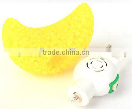 Supply creative fashion crescent moon Night light