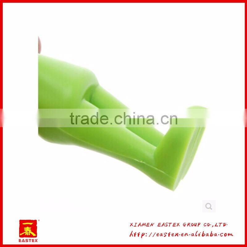 Cute man shaped plastic PP and steel wire made Kitchen pan cleaning brush