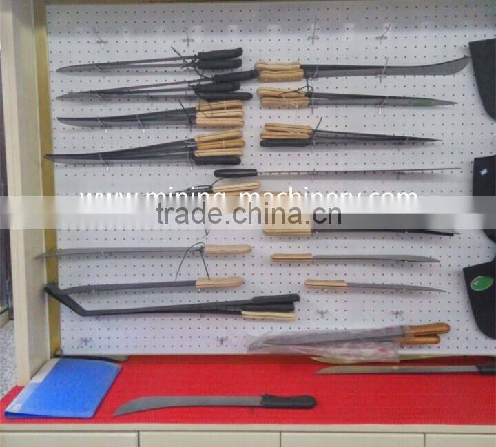 High Quality Wholesale Custom Cheap cane cutting machete m205 with plastic handle hydrocarbon cleaning machine