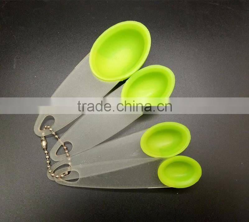 disposable 4pcs silicone measuring spoons set with plastic handle