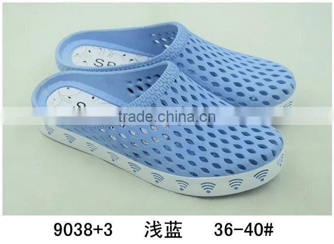 plastic weaven sandal with best design