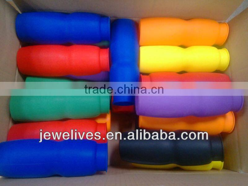 silicone sports bottle with straw design