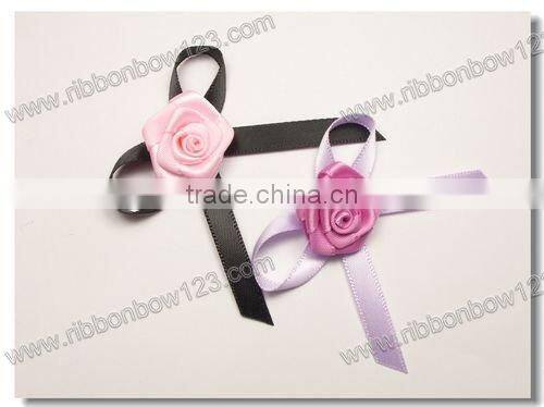 Noble Ribbon Roses