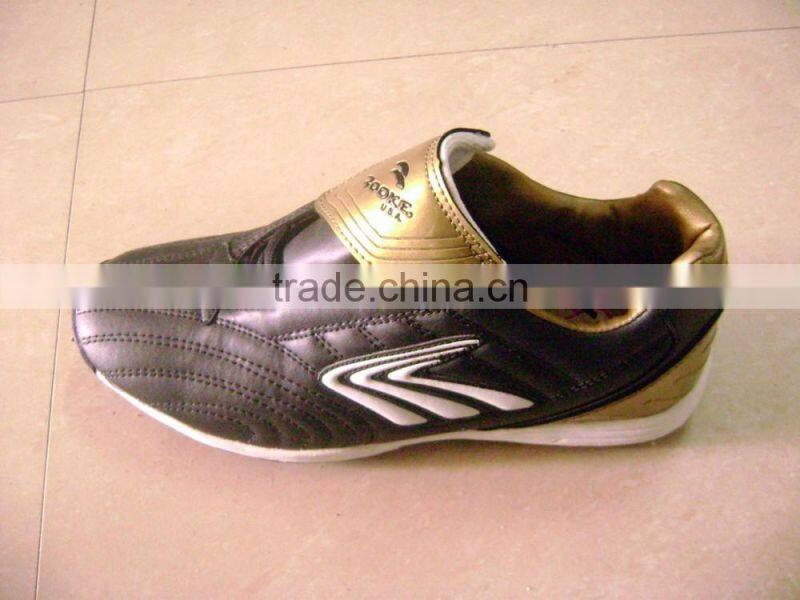 men soccer shoes indoor, star impact football shoes for men or women children for sport on the grass