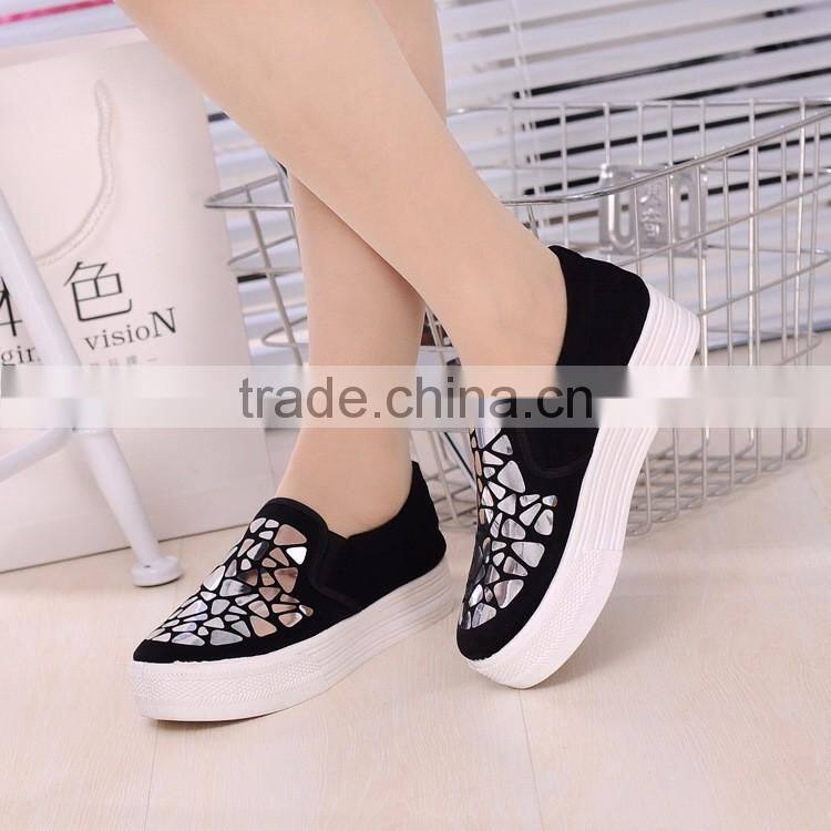China shoe factory low price canvas shoe women trainers 2017