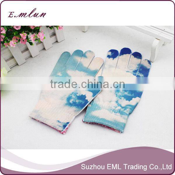 Fashion 3D Pattern Print Acrylic Gloves