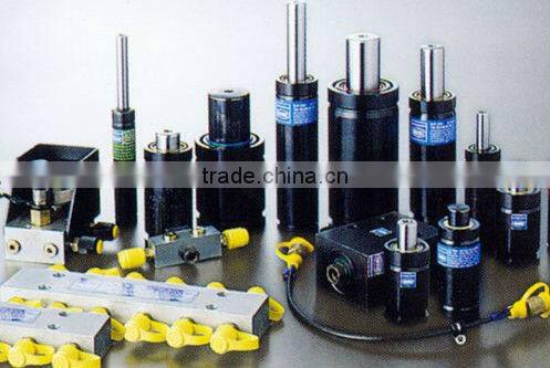 COIL SPRINGS,URETHANE SPRINGS