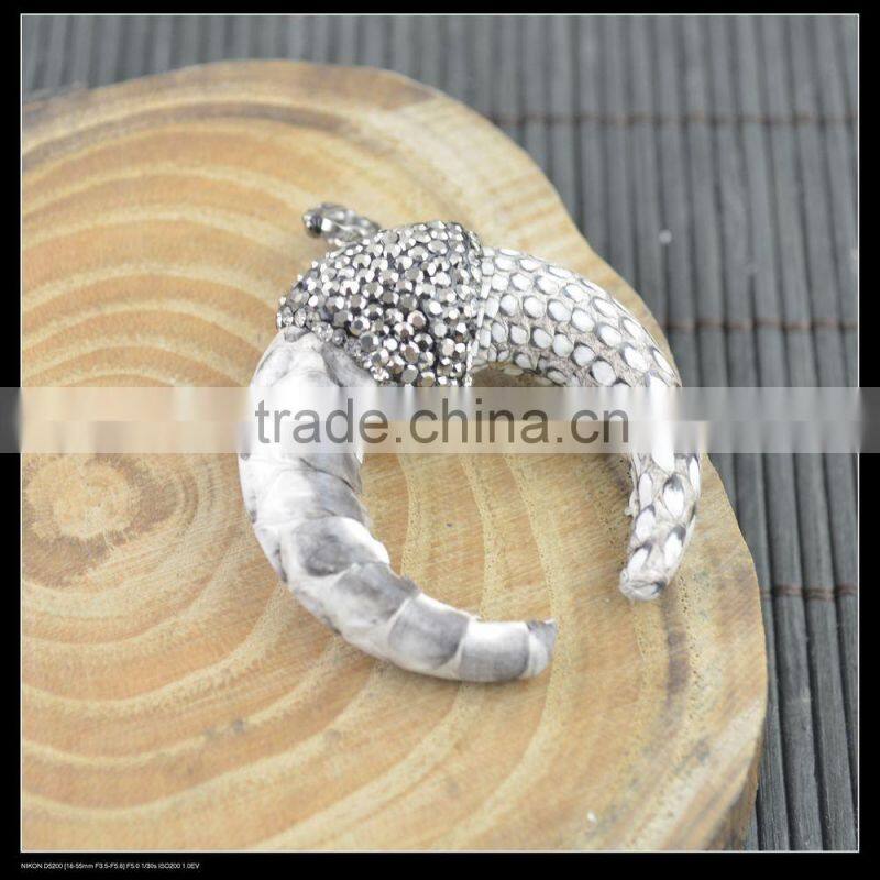 LFD-0052P ~ Wholesale Mixed Color Snakeskin Pendant , with Crystal Rhinestone Paved Crescent Moon Horn Pendants Jewelry Finding
