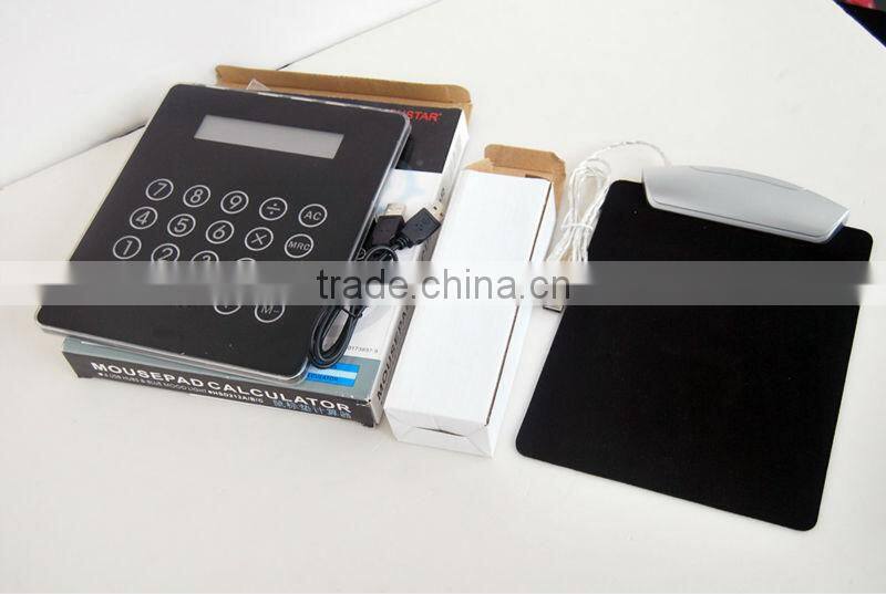 4-Ports USB 2.0 HUB with Retractable Mouse Pad