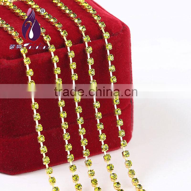 SS12( 3.0-3.2mm) gold Rhinestone cup chain for Bags ,Shoes,Belt,Garment Decoration Etc