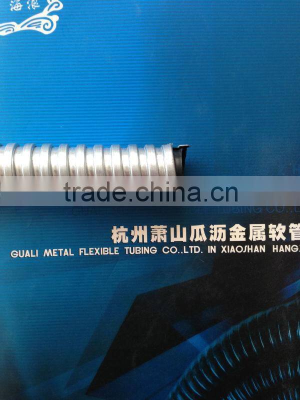 Plastic coated metal hose