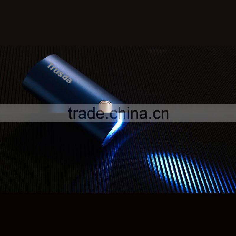 C5 Portable 5200mAh solar power bank rechargeable 18650 5 v li-ion battery charger manufacturer in Shenzhen with CE,FCC,ROHS