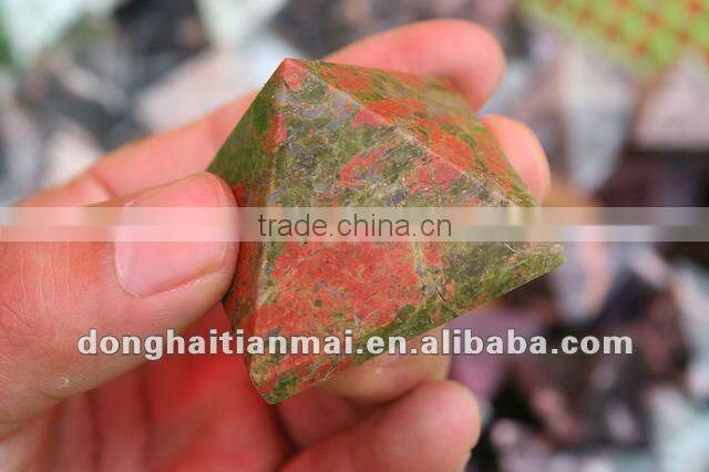 Wholeslae Natural QUARTZ Crystal HEALING Pyramid